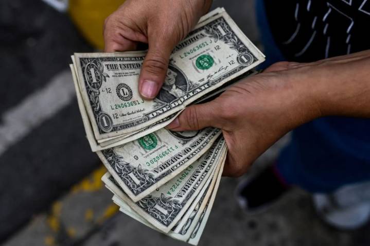 ¿Cuál es la cotización del dólar hoy viernes 12 de setiembre del 2025?