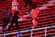 LA CONMEBOL ELIMINA A INDEPENDIENTE POR HECHOS VIOLENTOS Y PONE A LA U DE CHILE EN CUARTOS