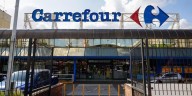 Quedaron 4 candidatos para comprar los súper de Carrefour