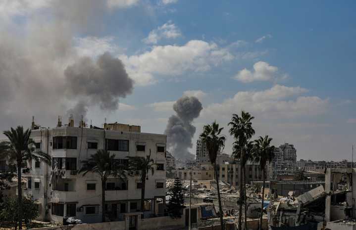 Israel abrió una carretera y dio 48 horas a palestinos para salir de la...