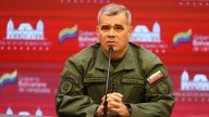 Gobierno de Maduro amenaza que luchará si Estados Unidos “pone un pie” en Venezuela