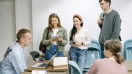 Más salidas con una FP que con una carrera: Casi la mitad de las ofertas de empleo piden un ciclo