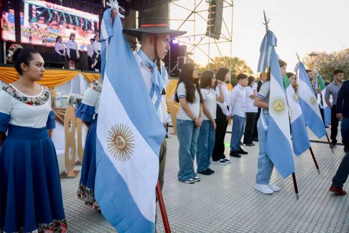 PAMPA ALMIRÓN: La Localidad  Festejó Sus 80 Años
