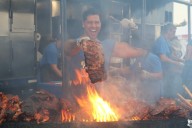 PHOTOS: Thousands devour finger-lickin' feast at Esquimalt Ribfest