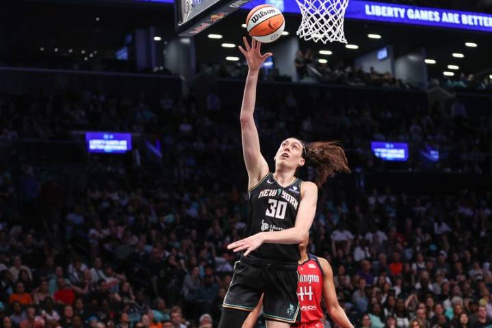 Liberty’s Breanna Stewart (knee) to play in Game 2 vs. Mercury