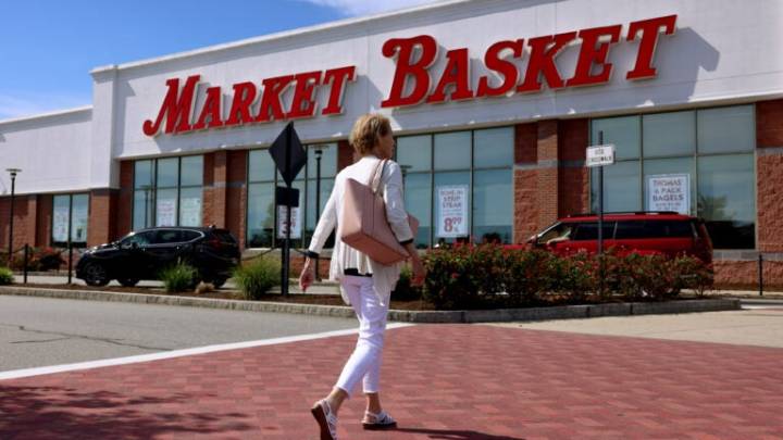 More than 2,500 readers react to Market Basket firing Artie T.