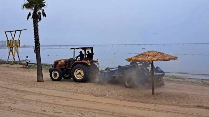 Inician plan de limpieza de las principales playas de Penco con miras al verano