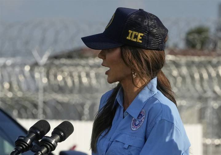 Judge blocks Trump administration's ending of legal protections for 1.1M Venezuelans and Haitians