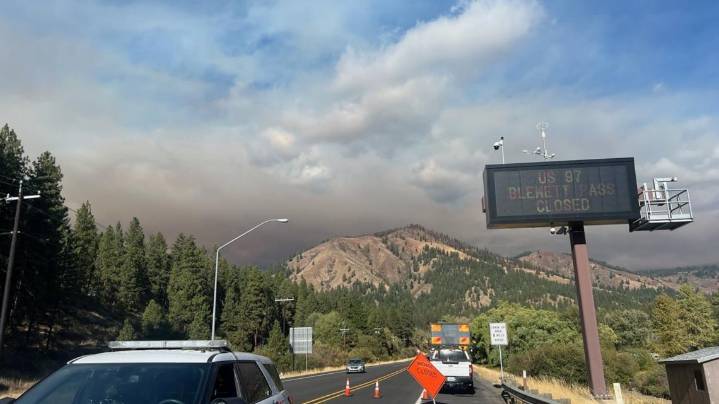 Blewett Pass closure until Sept. 22 amid fire threats