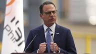 Gobernador de Pensilvania cuestiona condenas de Trump a la violencia en EE.UU. tras asesinato de Kirk