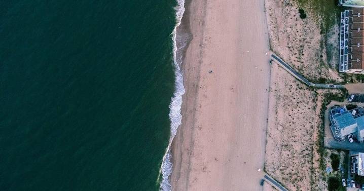 Top 10 US towns where vacation homes dominate the market