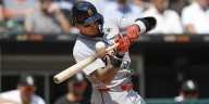 Javier Baez avoids worst-case scenario after scary injury