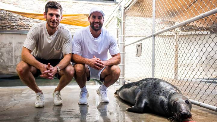 Wilson, Dowd bring their kids to National Zoo 