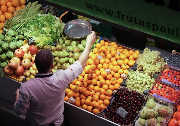 Hacer la compra en Irun sale hasta 473 euros más barato en un año que en Donostia