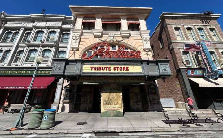 Universal: Halloween Horror Nights store open in new location