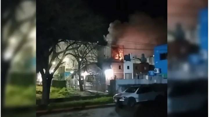 Fuerte explosión en el parque industrial de Sauce Viejo: no hubo heridos pero una línea de producción quedó paralizada