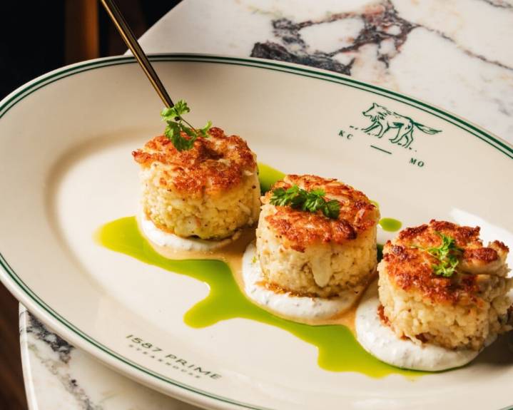 Swiftie showmanship, ketchup flights, and disarming decor? 1587 Prime Steakhouse stuns on first showing
