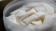 Francia prohibirá las bolsas de nicotina para proteger a los jóvenes de la adicción