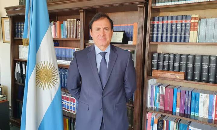 El juez que prohibió publicar los audios de Karina Milei tiene nueve denuncias en su contra, cinco por acoso sexual