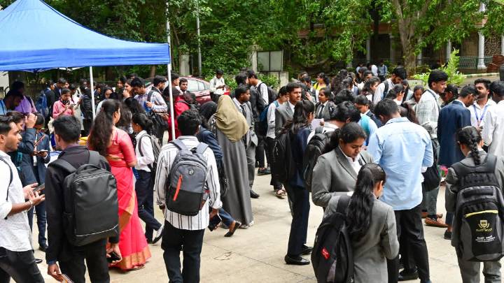 Only 10% of Indian students receive career guidance: Experts Warn AI Can’t Replace Human Career Counsellors