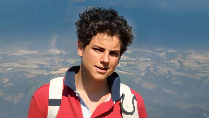 ¿Quién es Carlo Acutis, 'el influencer de Dios' que se convertirá en el primer santo milenial: "La Eucaristía es mi autopista al cielo"