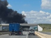 Pipa choca contra tráiler en Apodaca; autoridades atienden la emergencia