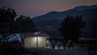 Benefician a habitantes de comunidades rurales con energía limpia