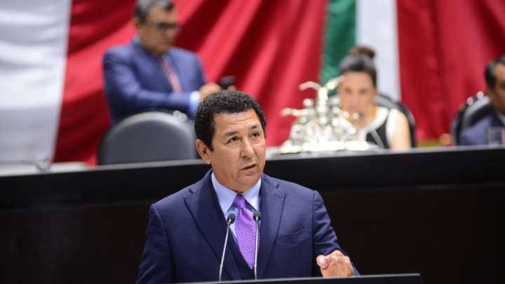 Autoridades Migratorias de EUA Liberan a Diputado Mario López Hernández Luego de Retención