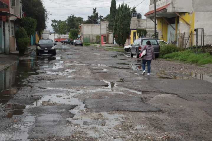 Con daños, 8 de cada 10 calles del municipio de Puebla: Aysa