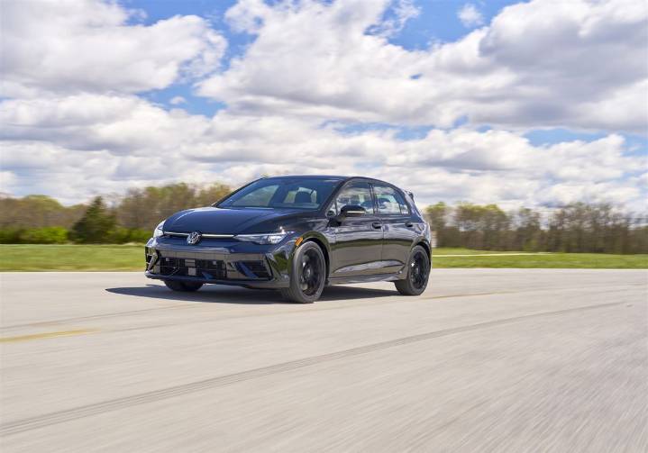 Driver’s Seat: 2025 Volkswagen Golf R is the ultimate hot hatch