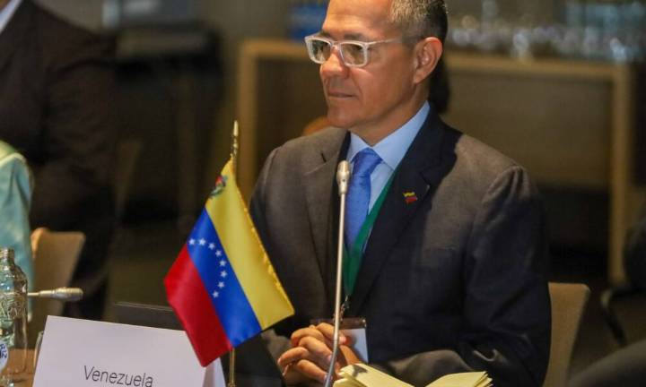 Venezuela defiende su soberanía en Conferencia Iberoamericana