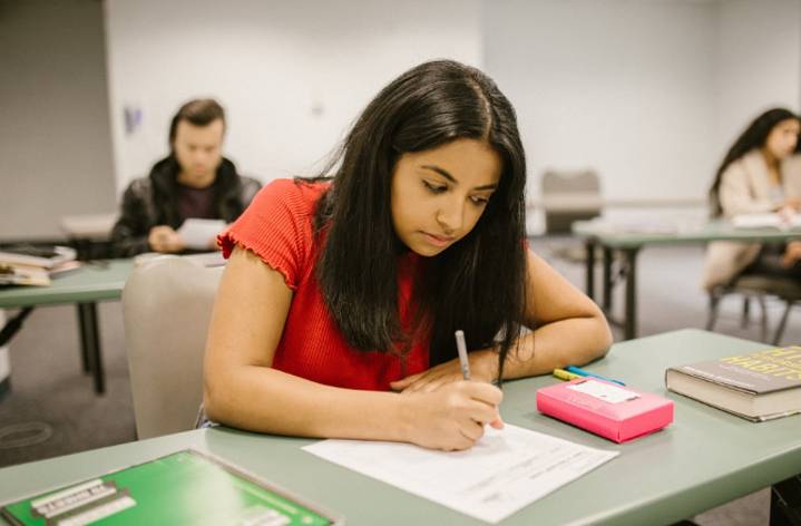 Azim Premji Scholarship 2025: Last Date To Apply, Eligibility, Application Process And More