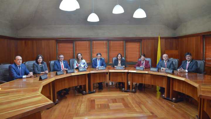 Hoy se define la elección del nuevo magistrado de la Corte Constitucional: pugna entre Gobierno y oposición