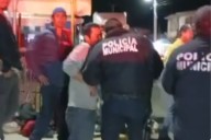 Vecinos de Epazoyucan retienen y golpean a presuntos ladrones