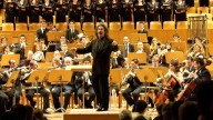 Luis Cobos dirige a la Filarmónica Beethoven en el Monumental por sus 175 años