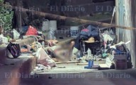 Encuentran cadáver de indigente debajo de puente