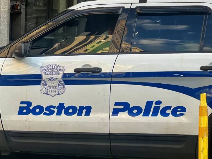 Reportan falsa alarma de tiroteo en UMass Boston tras llamada al 911