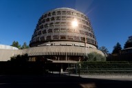 El Constitucional estudiará si la nueva ‘ley trans’ valenciana de PP y Vox ataca derechos fundamentales