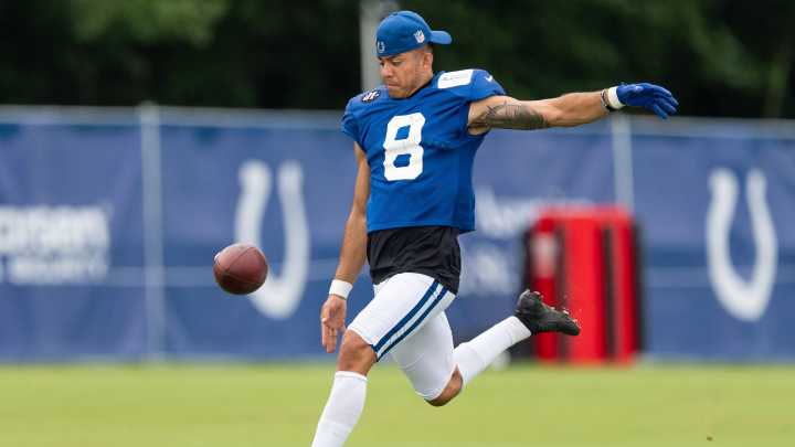 Rigoberto Sanchez punts for the Colts for the first time this season