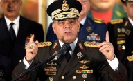 Venezuela anuncia "refuerzo especial" de presencia militar en 5 estados