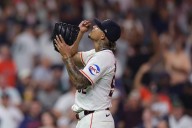 Astros 'get past' their cross-up controversy with a satisfying win