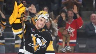 Fleury bids emotional farewell in last game with Penguins