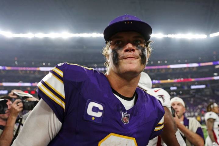Report: Vikings sign QB Desmond Ridder with JJ McCarthy ailing