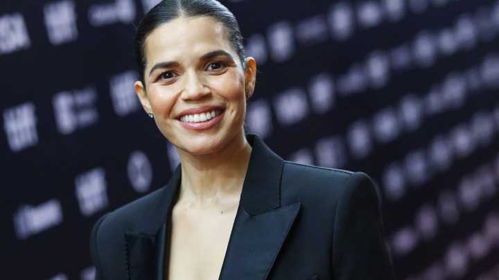 El Paso inspira a America Ferrera en reportaje de Vogue Latinoamérica