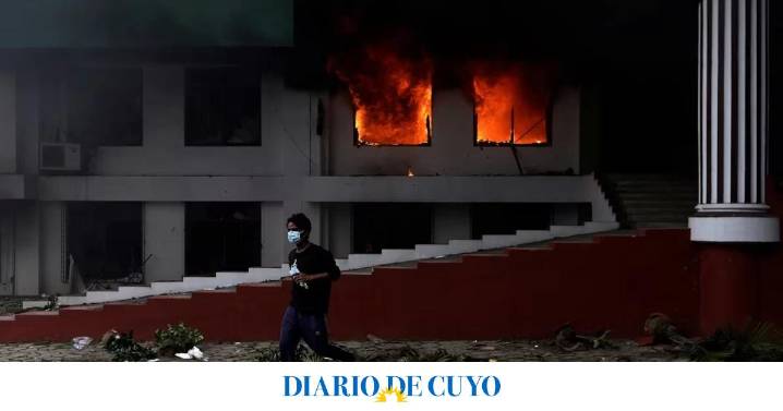 Horror en Nepal: quemaron viva a la esposa de un ex primer ministro durante las protestas