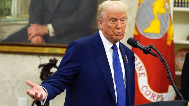 Trump’s 100% Tariff on Patented Drugs Hits India’s $30B Pharma Exports Republic Business