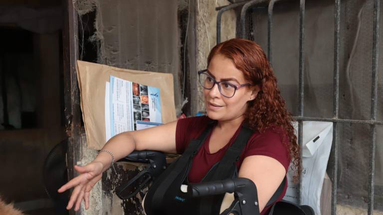 Requiere Lilian Karina apoyo para cirugía en su brazo tras sufrir caída
