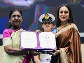 Rani Mukerji dedicates her National Award to her late father