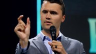 Las ideas políticas de Charlie Kirk, el activista conservador que convirtió la participación juvenil en guerra cultural