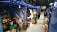 ¿Ya cobraste? En pasaje Miramar, puesteros del mercado San Miguel esperan con muchas ofertas